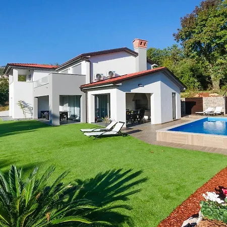 Villa Icici Icici