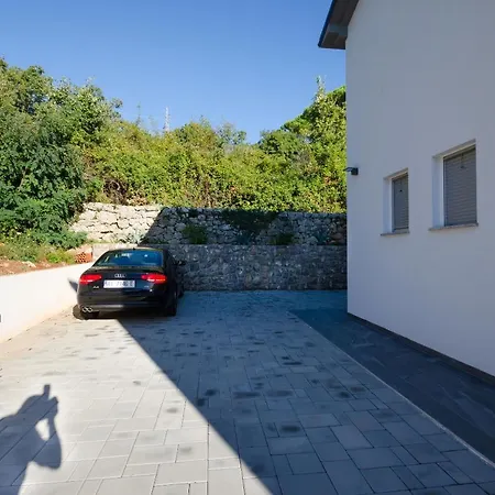Villa Icici Icici